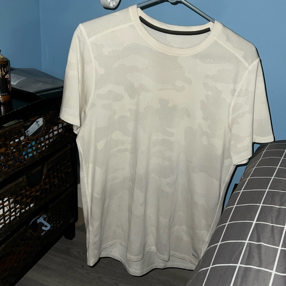 Dicks Sporting Goods Athletics Men’s T-Shirt
